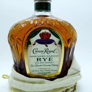 CROWN ROYAL CANADIAN RYE WHISKY
